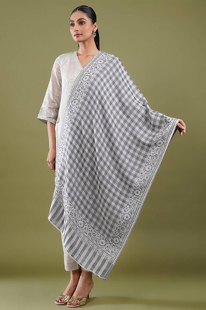 Grey Wool Blend Checkered Stole by Shaza at Pernia's Pop Up Shop
