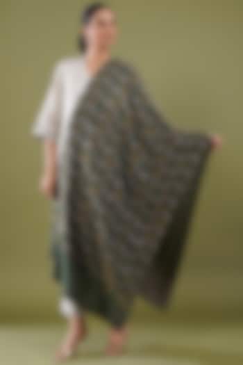 Green Wool Blend Stole by Shaza at Pernia's Pop Up Shop