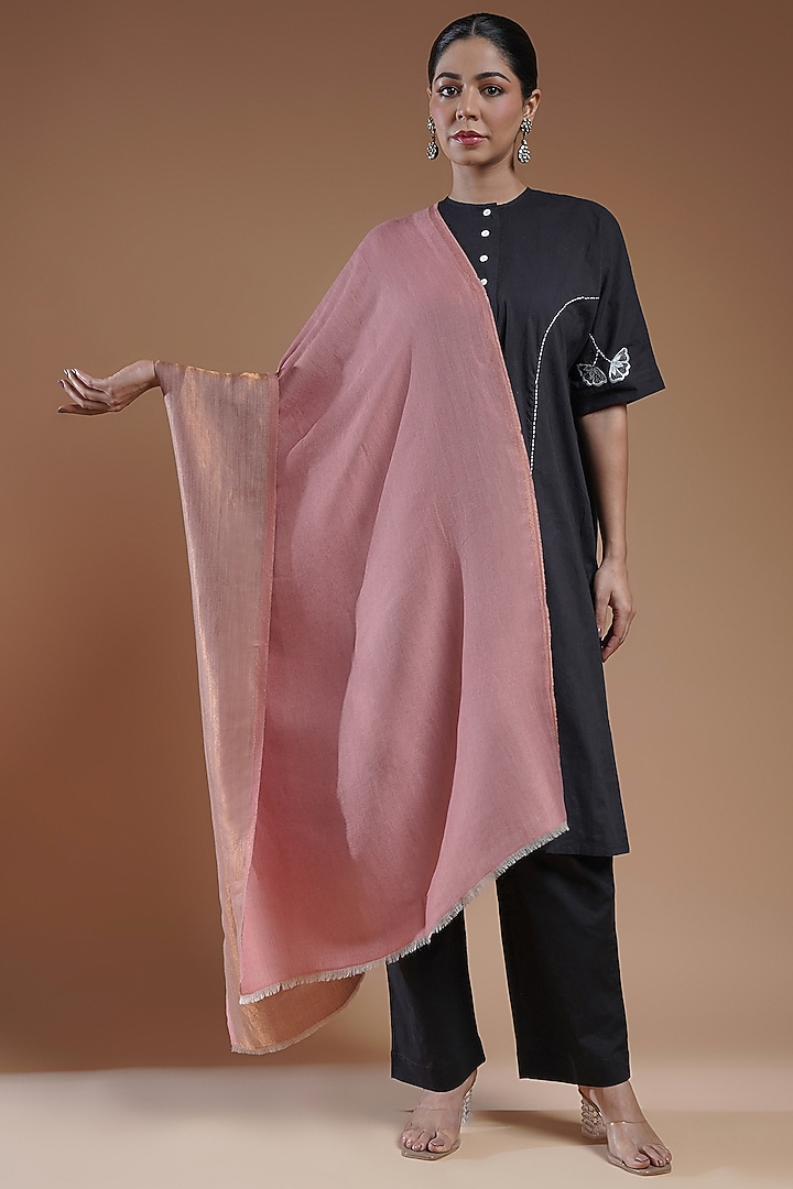 Pink & Soft Gold Fine Count Wool Reversible Stole by Shaza at Pernia's Pop Up Shop