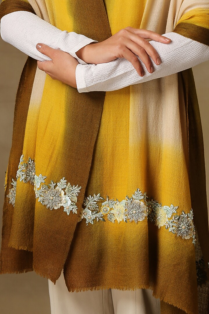 Yellow Handloom Pashmina Embellished Ombre Stole by Shaza at Pernia's Pop Up Shop
