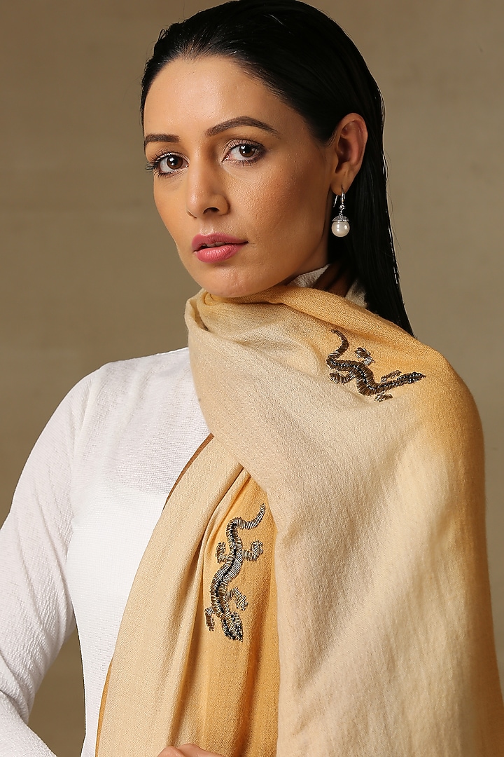 Soil Handloom Pashmina Embellished Ombre Stole by Shaza at Pernia's Pop Up Shop