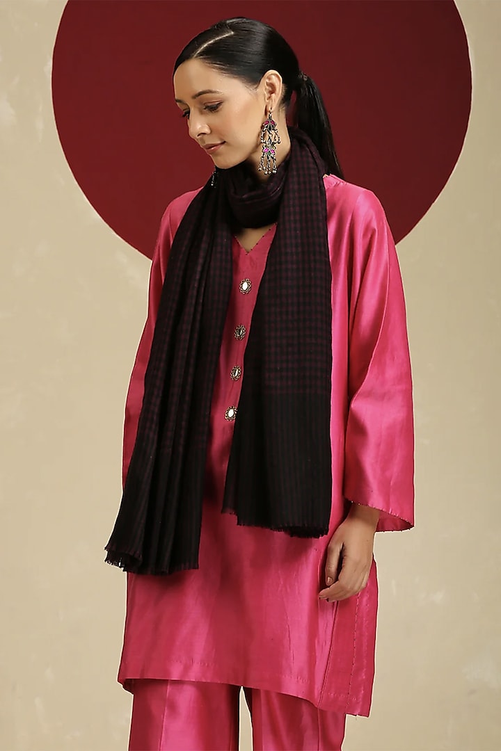 Black & Purple Handloom Pashmina Checkered Shawl by Shaza