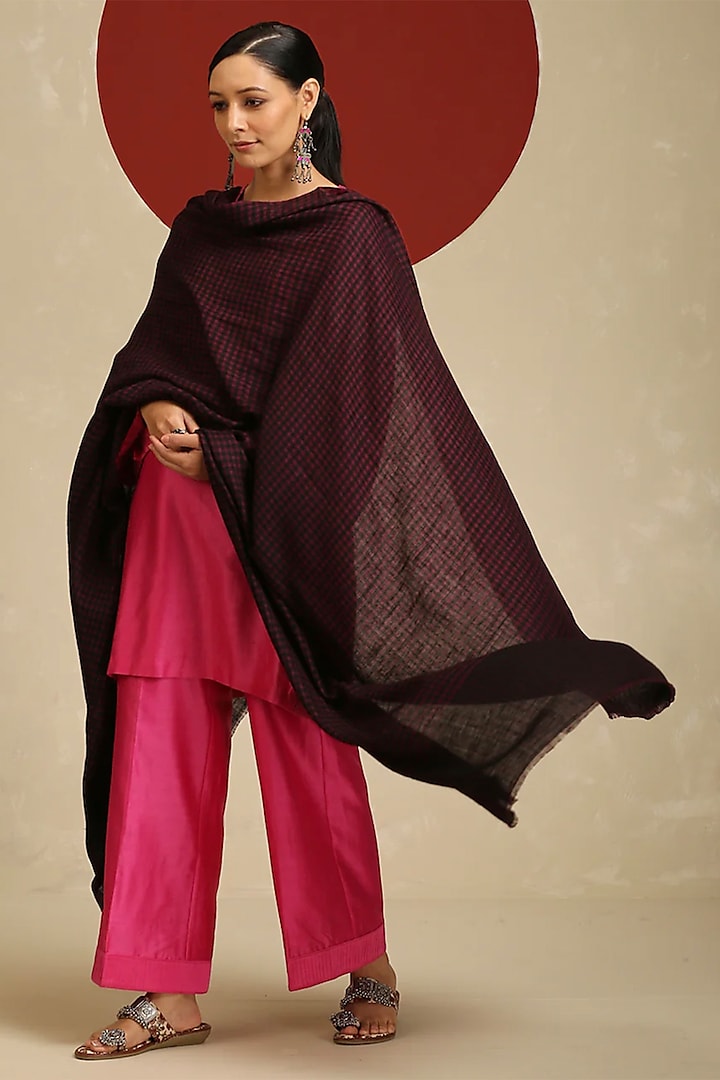 Purple Handloom Pashmina Kashmiri Thread Embroidered Shawl by Shaza