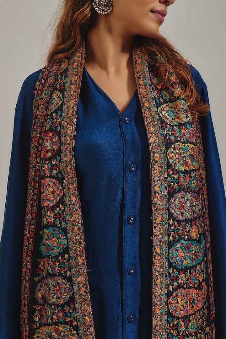 Black Wool Silk Blend Embroidered Stole by Shaza at Pernia's Pop Up Shop