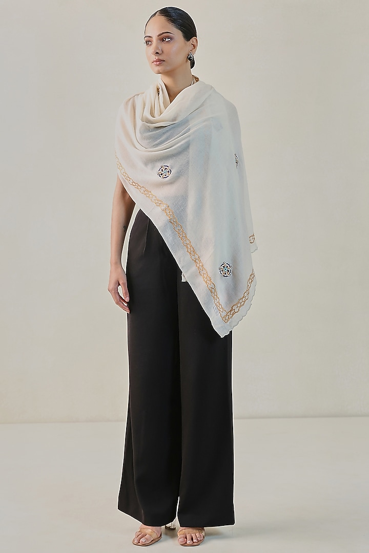 Ivory Pashmina Floral Machine Embroidered Stole by Shaza at Pernia's Pop Up Shop