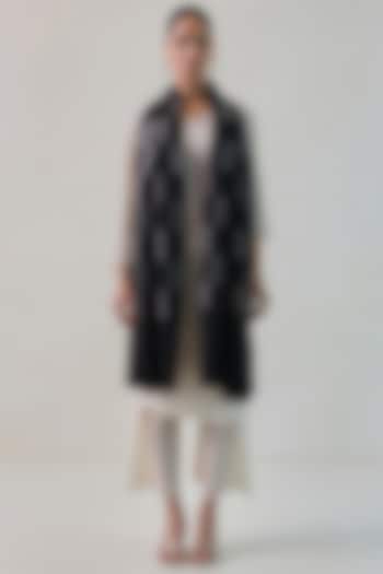 Black & Grey Pashmina Stole by Shaza at Pernia's Pop Up Shop