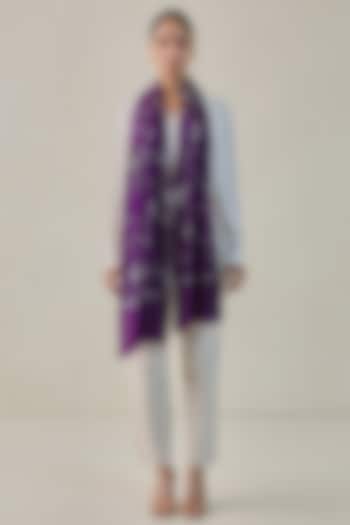 Purple Fine Count Wool Hand Embellished Stole by Shaza at Pernia's Pop Up Shop