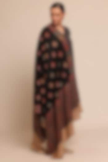 Black Wool Floral Motif Shawl by Shaza at Pernia's Pop Up Shop
