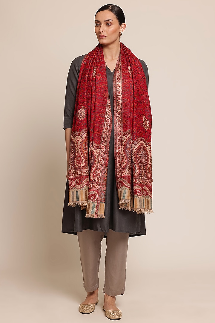 Red Wool Floral Motif Shawl by Shaza at Pernia's Pop Up Shop