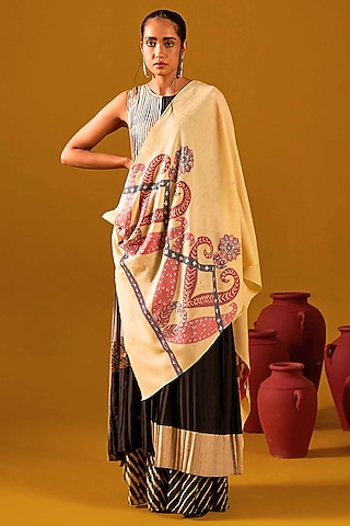 Cream White Handloom Pashmina Kalamkari Hand Painted & Hand Embroidered Stole by Shaza