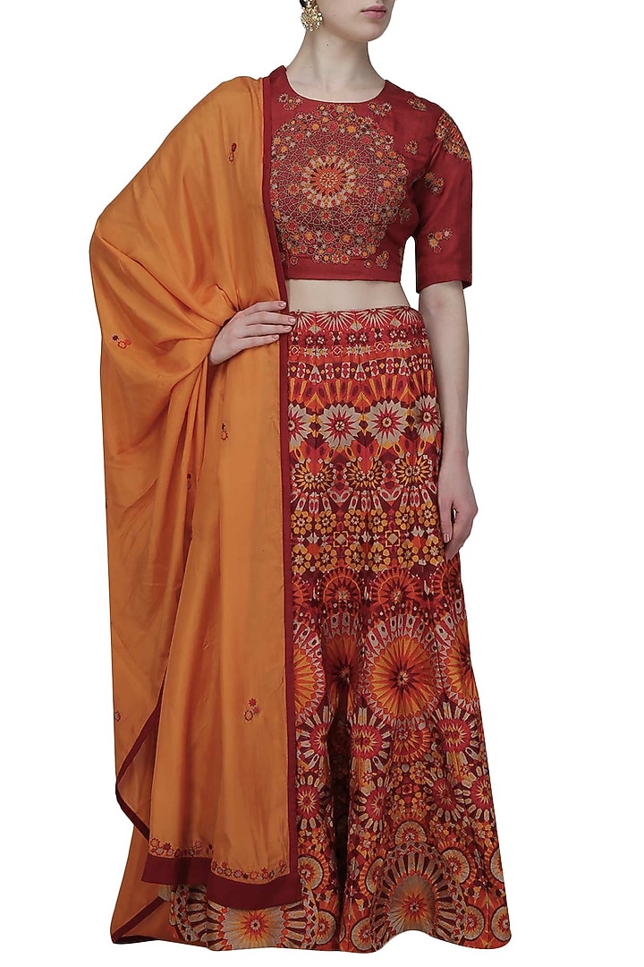 Red and maroon shaded mosaic embroidered lehenga set available only at Pernia's Pop Up Shop.