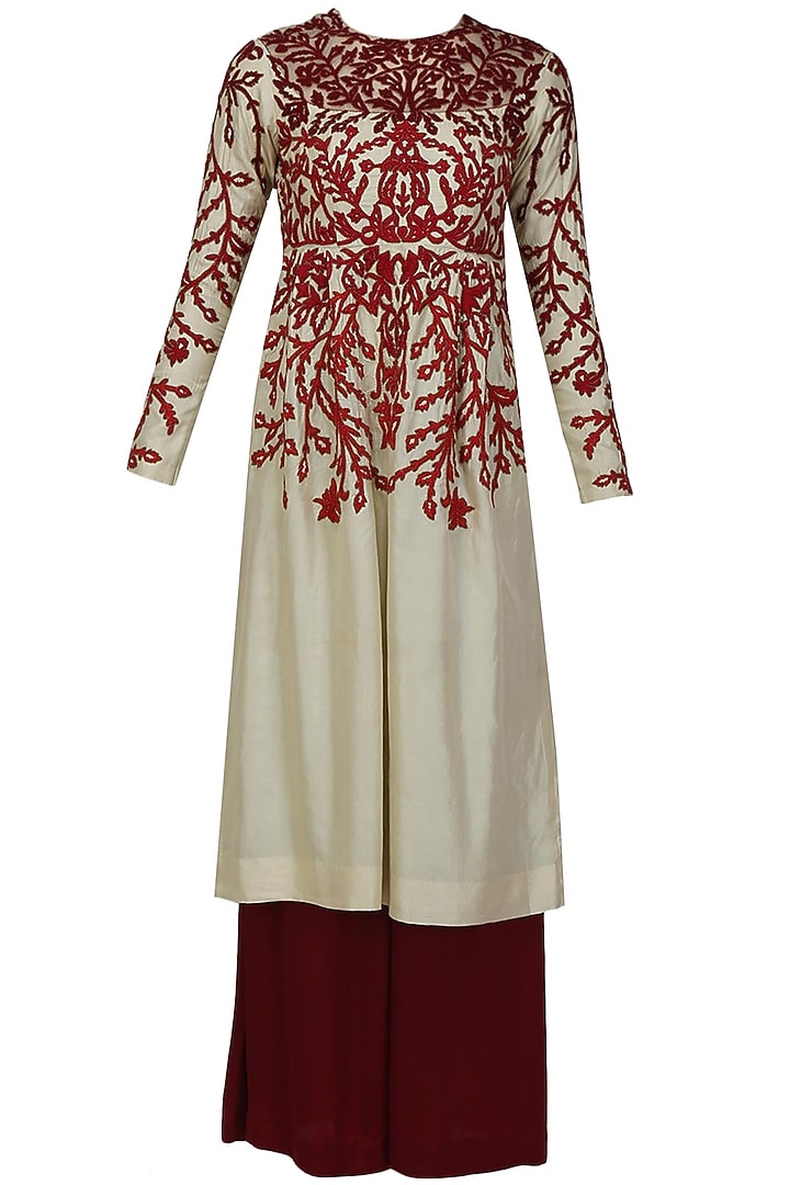Cream and red floral thread embroidered kurta and maroon palazzo pants set available only at Pernia's Pop Up Shop.