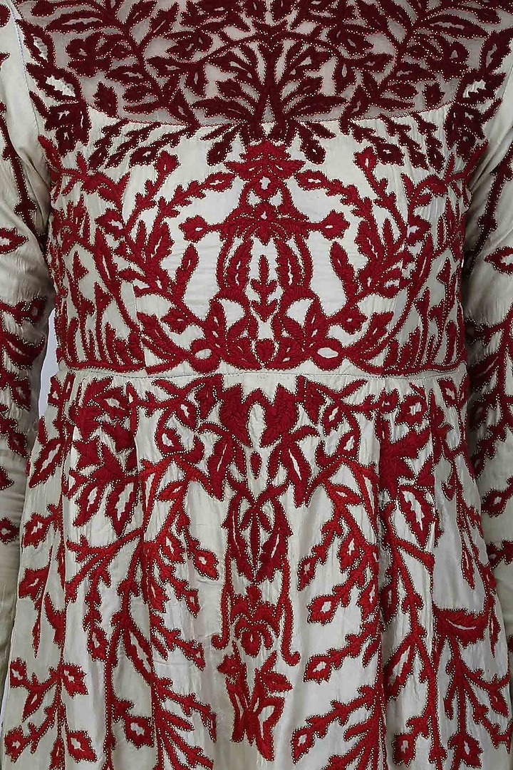 Cream and red floral thread embroidered kurta and maroon palazzo pants set available only at Pernia's Pop Up Shop.