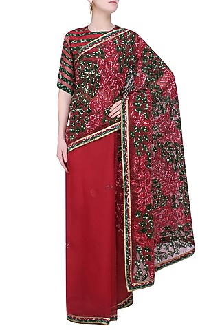 Maroon & Green Silk Organza Bandhani Printed Saree Set by Shasha Gaba