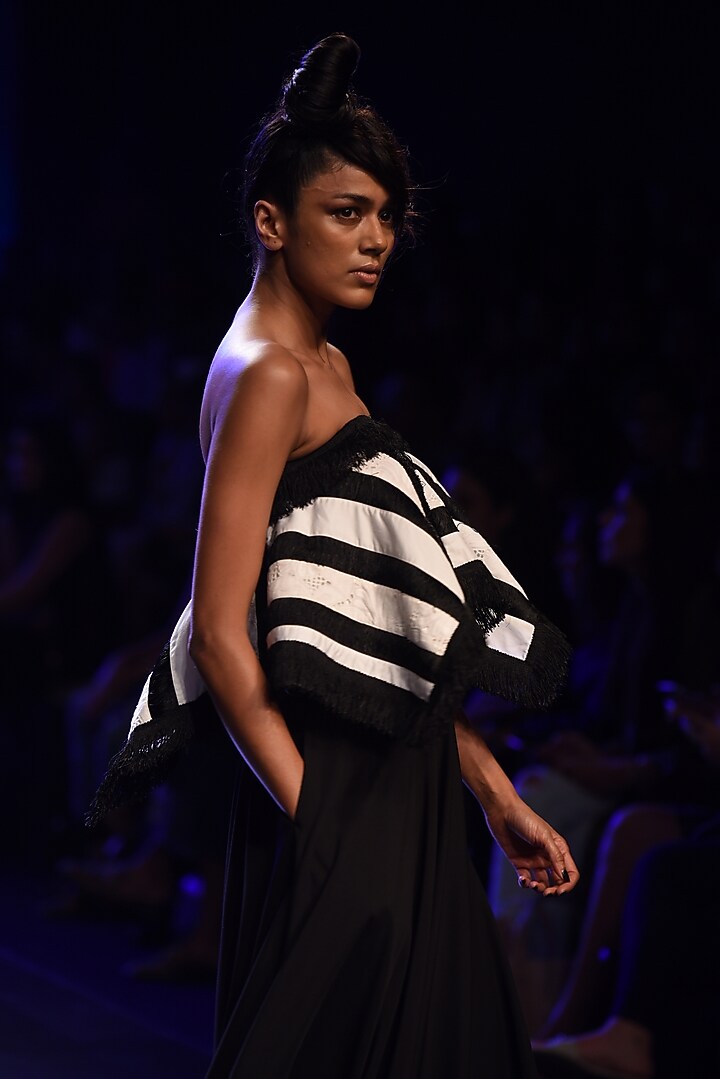 White and black off shoulde top available only at Pernia's Pop Up Shop.
