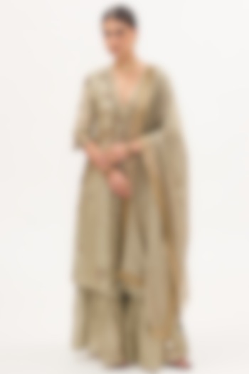 Pale Green Chanderi Tissue Sequins Embroidered Kurta Set by Gyaarah Baees at Pernia's Pop Up Shop