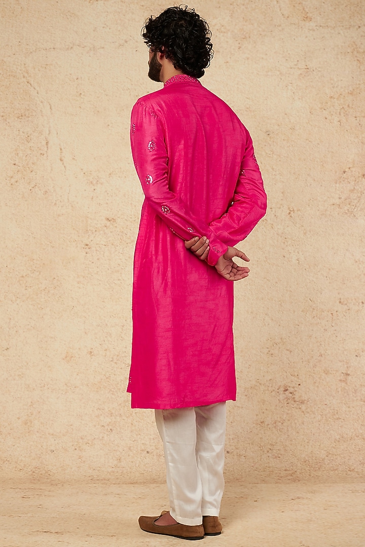 Fuchsia Silk Mirror Embroidered Kurta Set by sharad raghav men at Pernia's Pop Up Shop