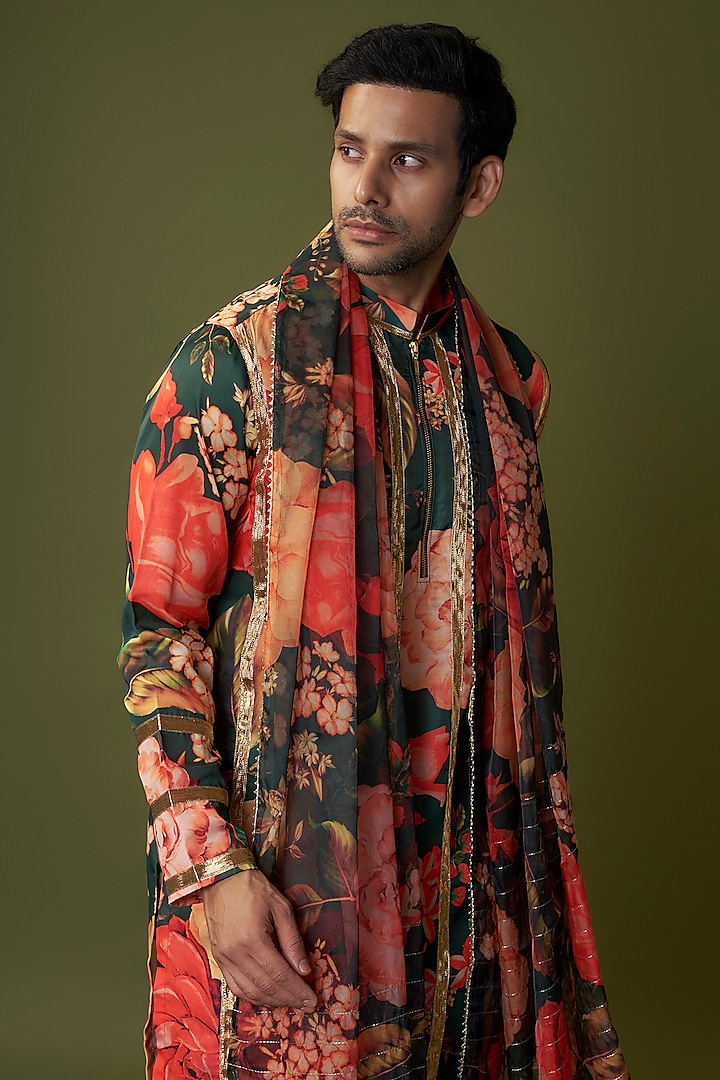 Green Glaze Cotton Silk Digital Printed Kurta Set by Sharad raghav men at Pernia's Pop Up Shop
