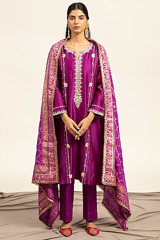 Purple Pure Chanderi Hand Embroidered Straight Kurta Set by Shetab Kazmi