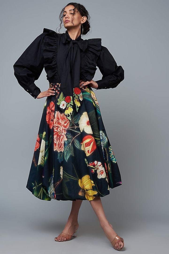 Black Cotton & Moss Crepe Digital Printed Skirt Set by SIDDHARTHA BANSAL at Pernia's Pop Up Shop