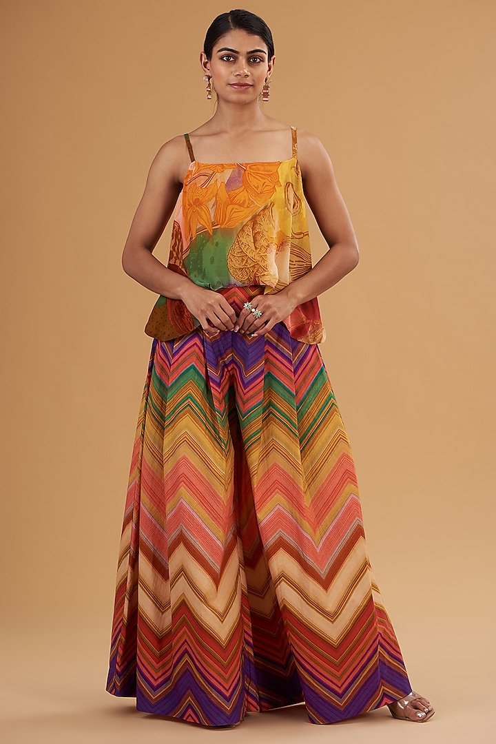 Multi-Colored Pure Crepe & Cotton Digital Printed Co-Ord Set by SIDDHARTHA BANSAL at Pernia's Pop Up Shop