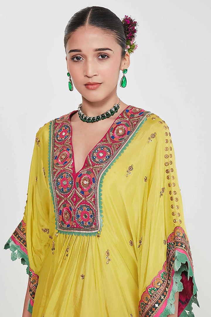 Yellow Habutai Silk Mirror Hand Embroidered Kaftan Set by SIDDHARTHA BANSAL at Pernia's Pop Up Shop