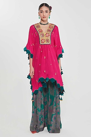 Rani Pink Habutai Silk Mirror Hand Embroidered Kaftan Set by SIDDHARTHA BANSAL