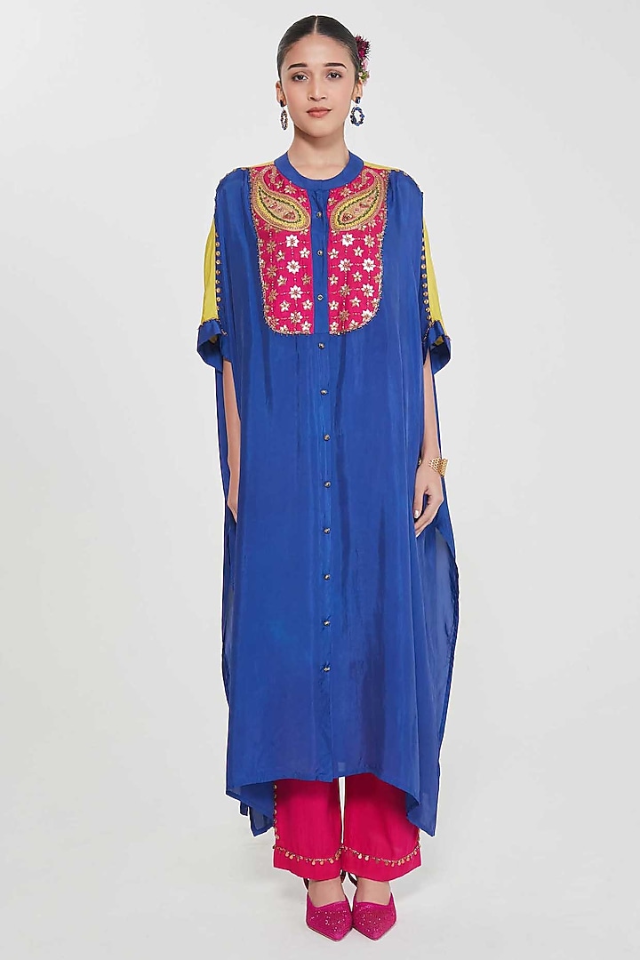 Ink Blue Habutai Silk Hand Embroidered Kurta Set by SIDDHARTHA BANSAL at Pernia's Pop Up Shop