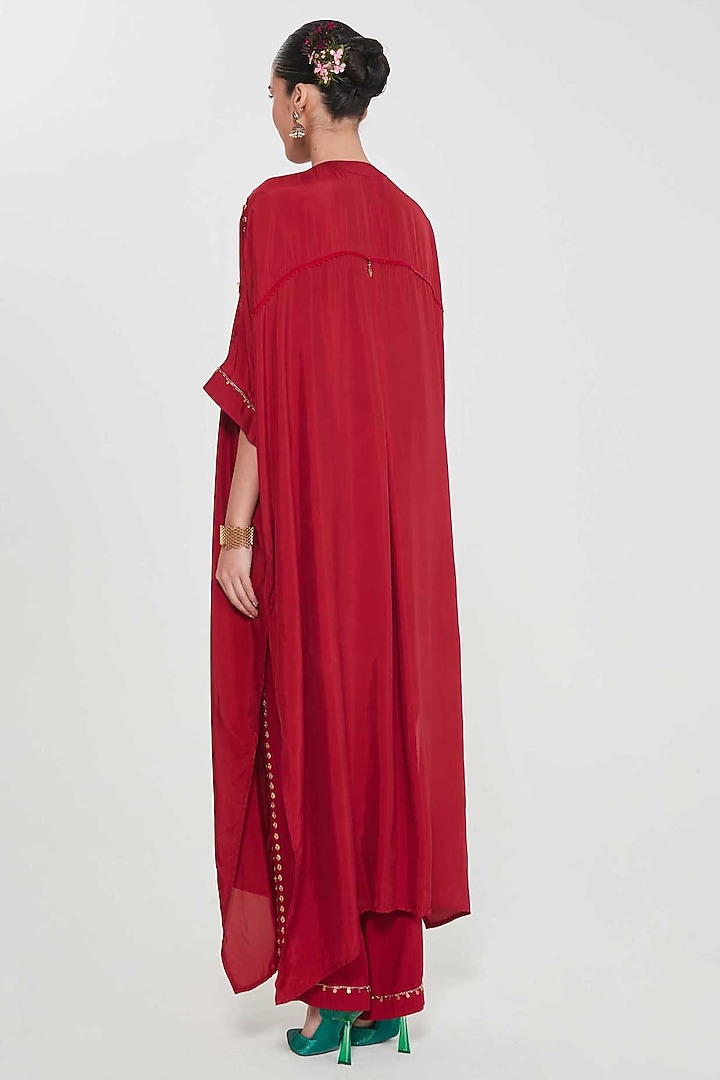 Cherry Red Habutai Silk Hand Embroidered Kurta Set by SIDDHARTHA BANSAL at Pernia's Pop Up Shop