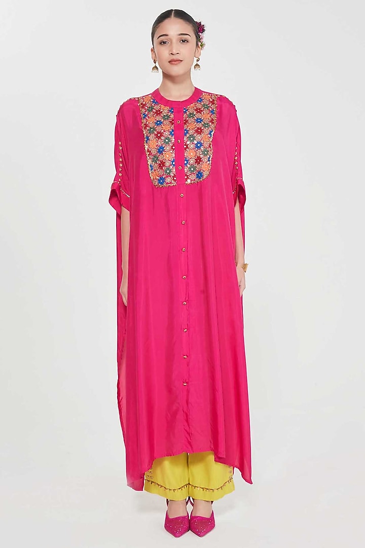 Rani Pink Habutai Silk Hand Embroidered Kurta Set by SIDDHARTHA BANSAL at Pernia's Pop Up Shop