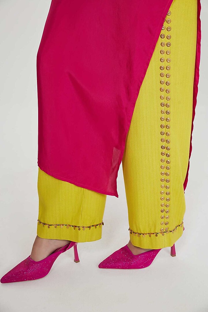 Rani Pink Habutai Silk Hand Embroidered Kurta Set by SIDDHARTHA BANSAL at Pernia's Pop Up Shop
