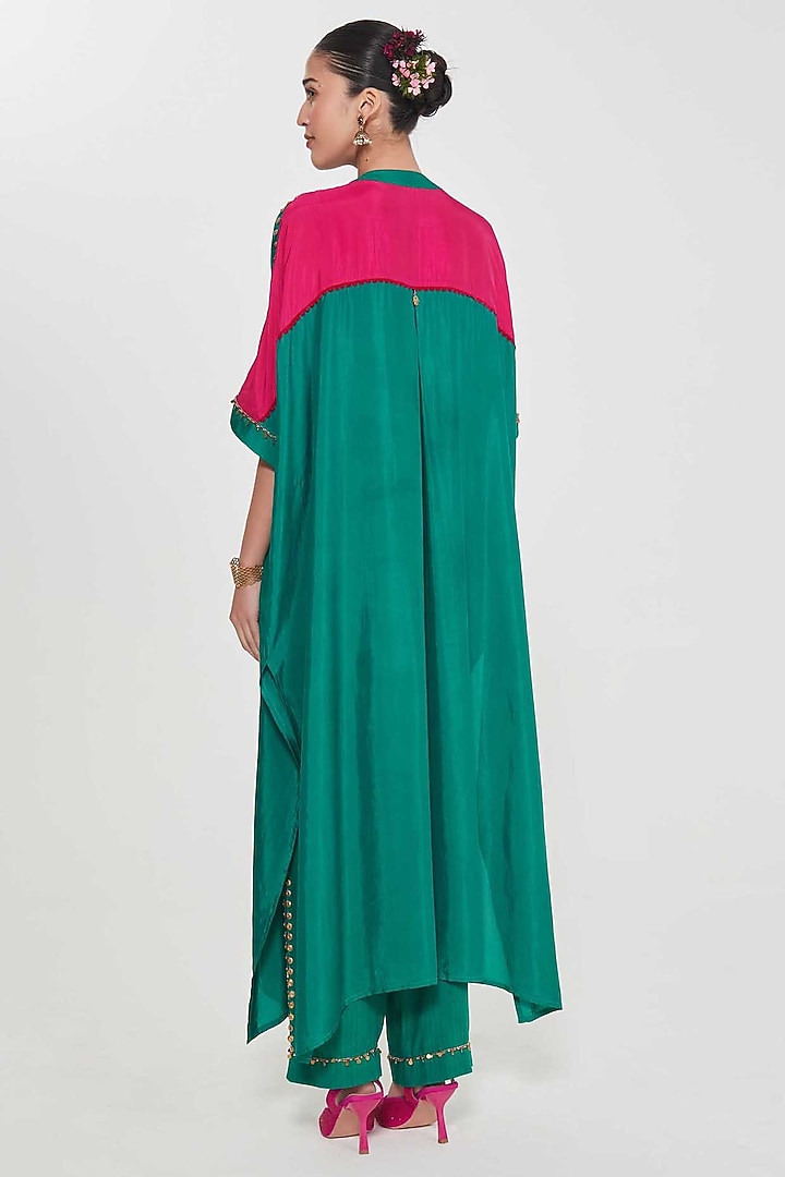 Emerald Green Habutai Silk Hand Embroidered Kurta Set by SIDDHARTHA BANSAL at Pernia's Pop Up Shop