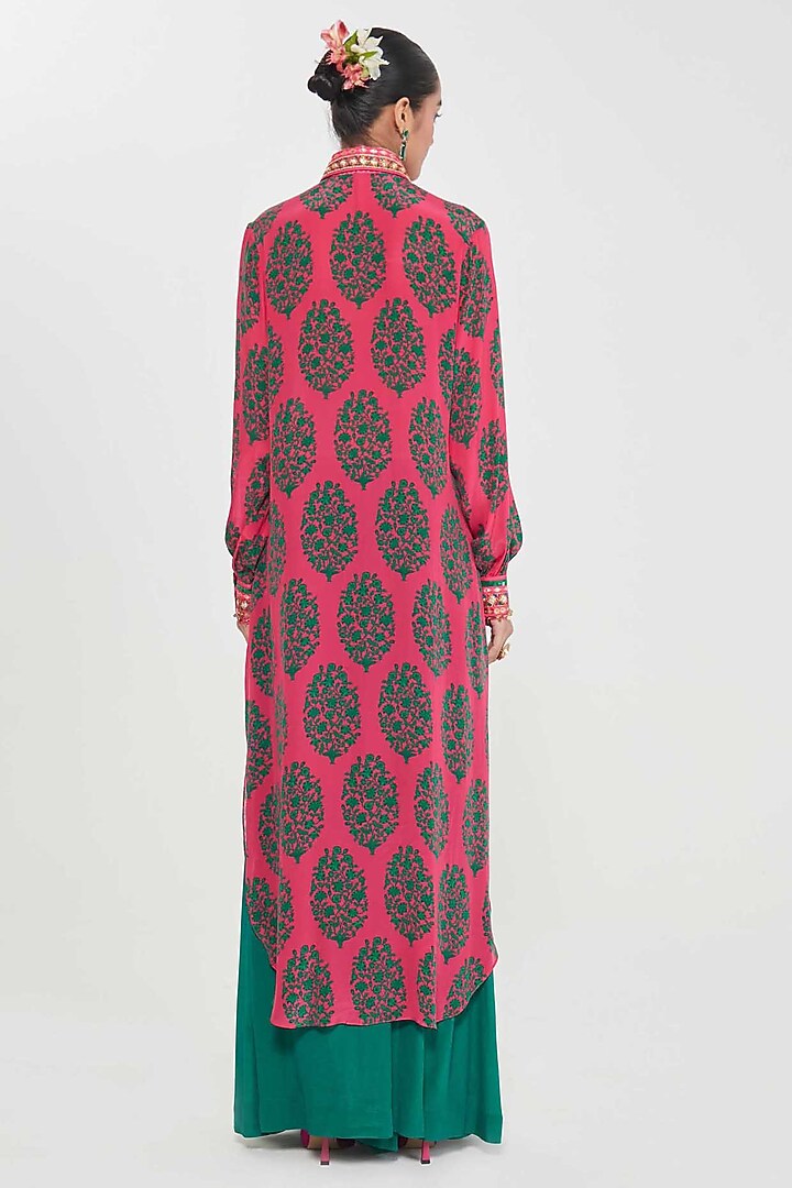 Rani Pink Crepe Printed & Hand Embroidered Tunic Set by SIDDHARTHA BANSAL at Pernia's Pop Up Shop