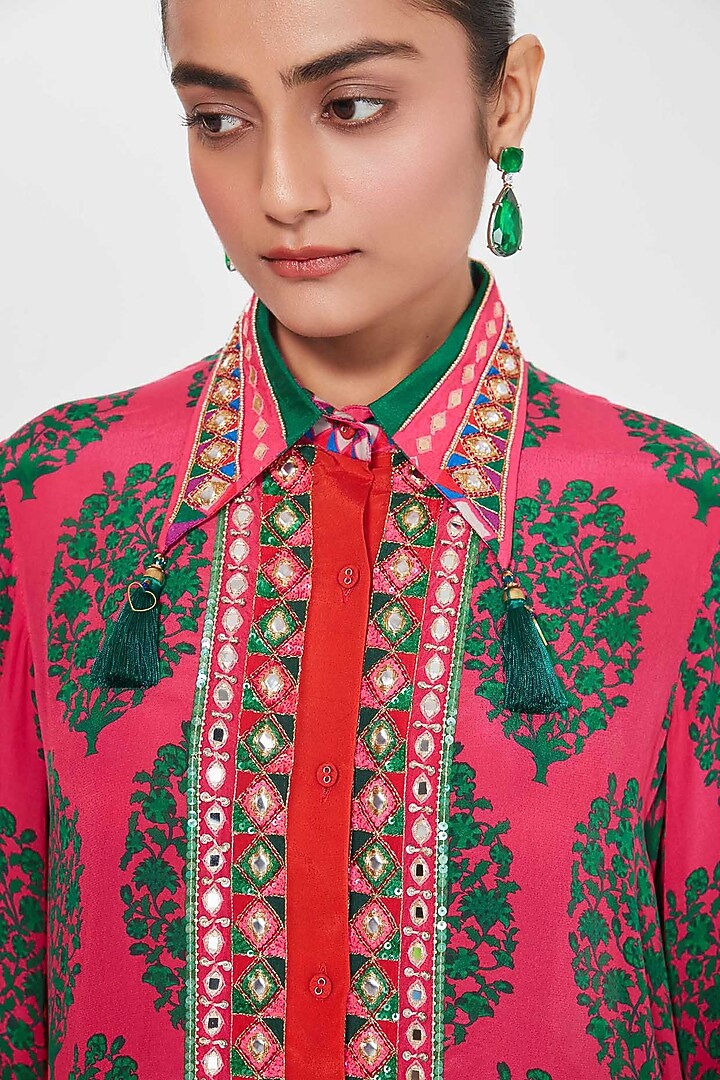 Rani Pink Crepe Printed & Hand Embroidered Tunic Set by SIDDHARTHA BANSAL at Pernia's Pop Up Shop