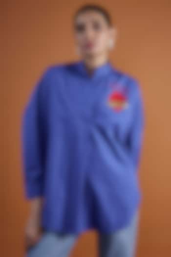 Persian Blue Poplin Aari Embroidered Oversized Shirt by SIDDHARTHA BANSAL