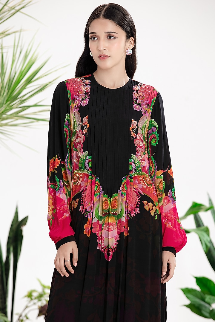 Black Crepe Printed Kaftan Vacation Dress by SIDDHARTHA BANSAL at Pernia's Pop Up Shop