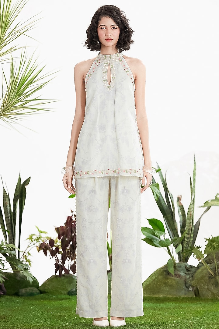 Ivory Cotton Linen Embroidered Co-Ord Set by SIDDHARTHA BANSAL at Pernia's Pop Up Shop