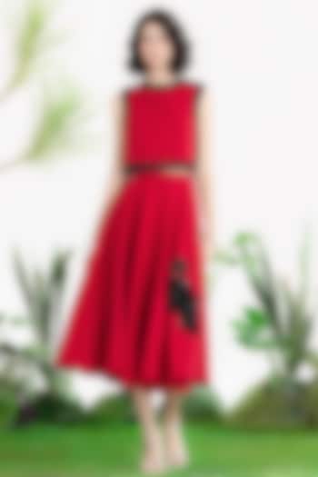 Red Banana Crepe Embroidered Skirt Set by SIDDHARTHA BANSAL at Pernia's Pop Up Shop