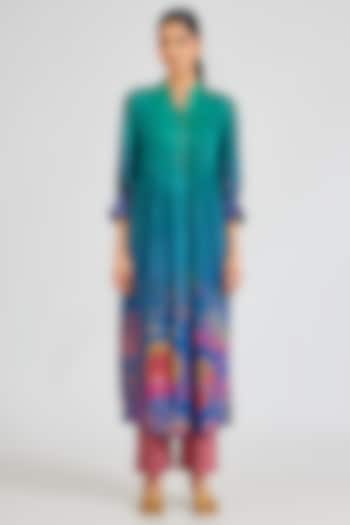 Green & Blue Modal Muslin Cotton Threadwork & Printed Ombre Kurta Set by SIDDHARTHA BANSAL at Pernia's Pop Up Shop