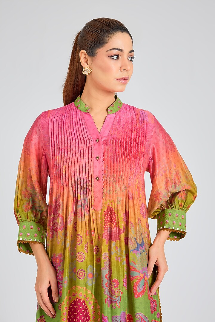 Green & Pink Modal Muslin Cotton Threadwork & Printed Ombre Kurta Set by SIDDHARTHA BANSAL at Pernia's Pop Up Shop