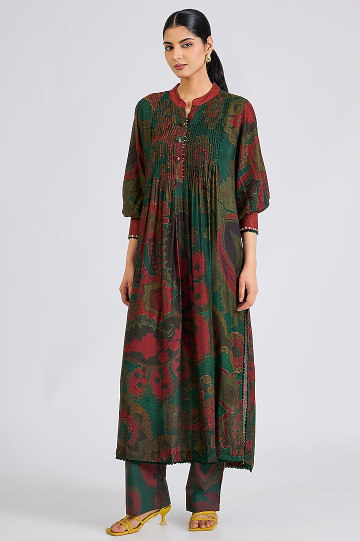 Emerald Green Modal Muslin Cotton Threadwork & Printed Ombre Kurta Set by SIDDHARTHA BANSAL at Pernia's Pop Up Shop