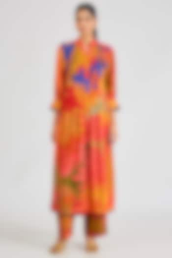 Multi-Colored Modal Muslin Cotton Threadwork & Printed Ombre Kurta Set by SIDDHARTHA BANSAL at Pernia's Pop Up Shop