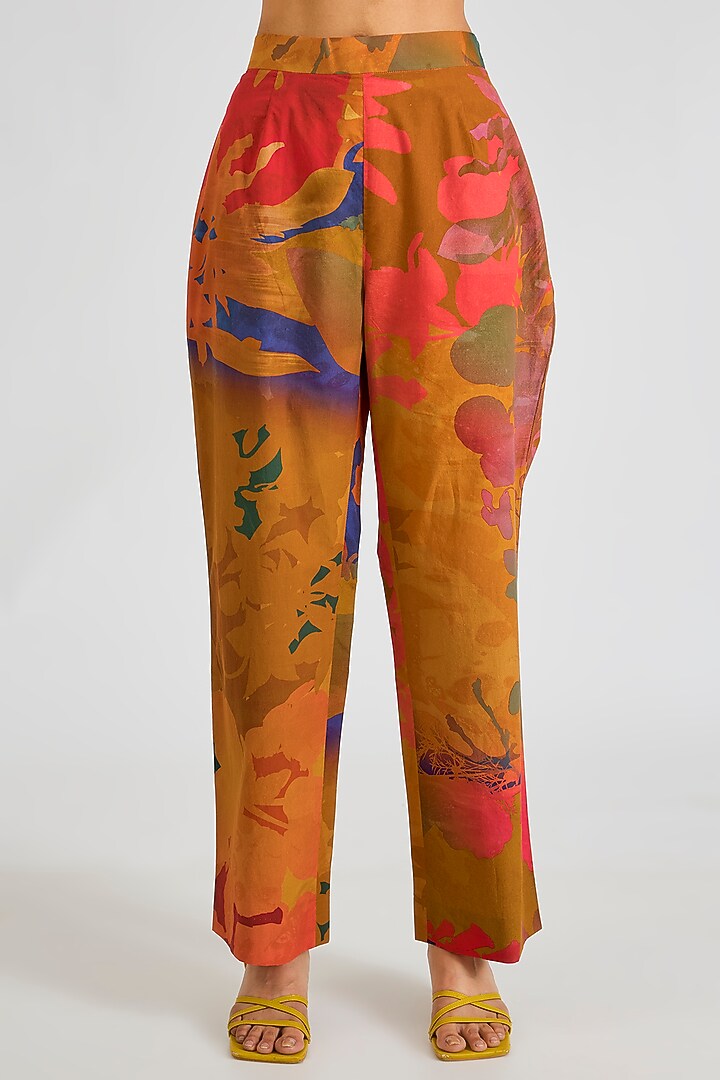 Multi-Colored Modal Muslin Cotton Threadwork & Printed Ombre Kurta Set by SIDDHARTHA BANSAL at Pernia's Pop Up Shop