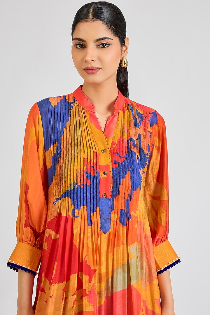 Multi-Colored Modal Muslin Cotton Threadwork & Printed Ombre Kurta Set by SIDDHARTHA BANSAL at Pernia's Pop Up Shop