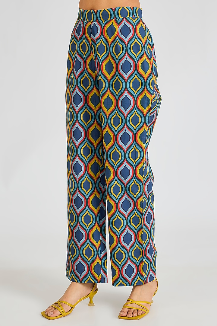 Multi-Colored Modal Muslin Cotton Threadwork & Printed Ombre Kurta Set by SIDDHARTHA BANSAL at Pernia's Pop Up Shop