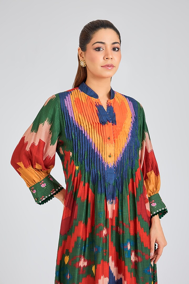 Multi-Colored Modal Muslin Cotton Threadwork & Printed Ombre Kurta Set by SIDDHARTHA BANSAL at Pernia's Pop Up Shop