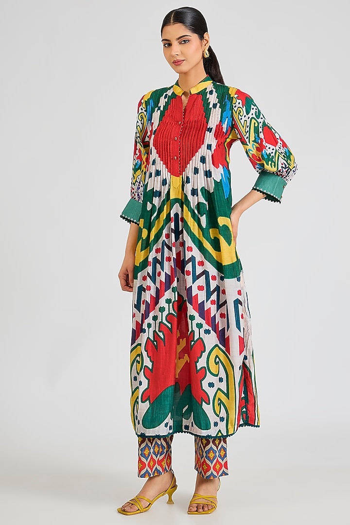 Multi-Colored Crepe Threadwork & Printed Kurta Set by SIDDHARTHA BANSAL at Pernia's Pop Up Shop