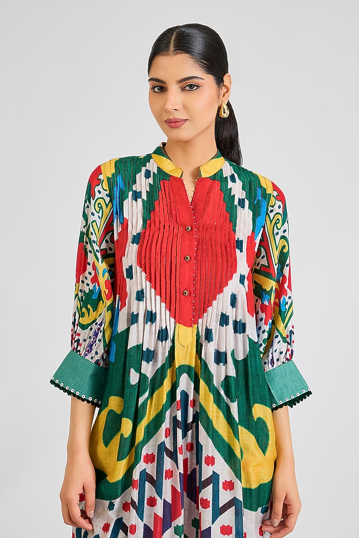 Multi-Colored Crepe Threadwork & Printed Kurta Set by SIDDHARTHA BANSAL at Pernia's Pop Up Shop