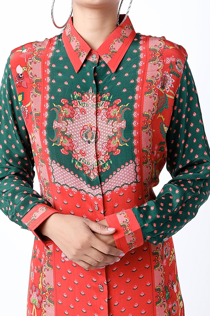 Red & Emerald Green Crepe Shirt Tunic by SIDDHARTHA BANSAL at Pernia's Pop Up Shop