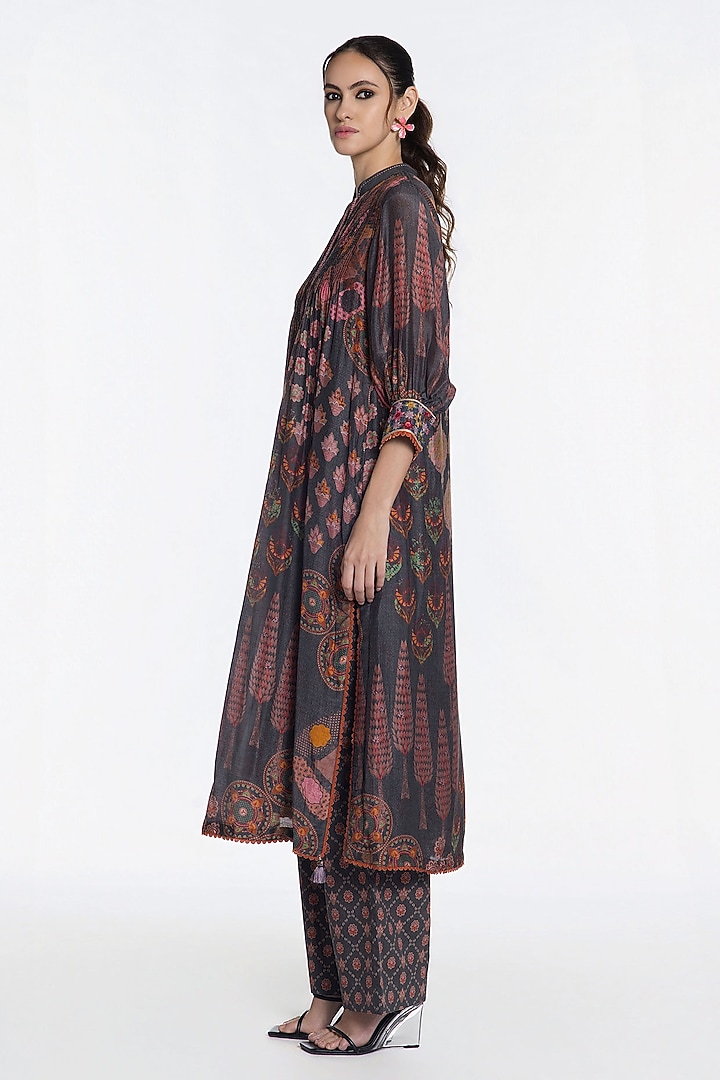Charcoal Grey Modal Muslin Zari Embroidered Kurta Set by SIDDHARTHA BANSAL at Pernia's Pop Up Shop